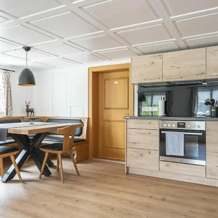 Ferienhaus Bergwelt-m